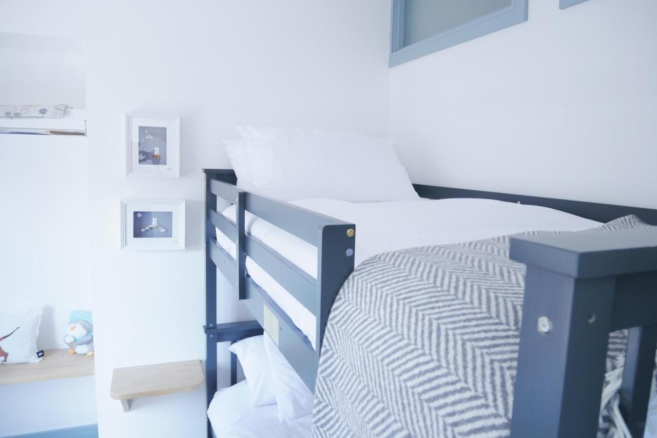 Sunset View, 2 Bedrooms In The Heart Of Holt With Parking ภายนอก รูปภาพ